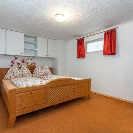 Ferienwohnung Erdgeschoss Rosenthal