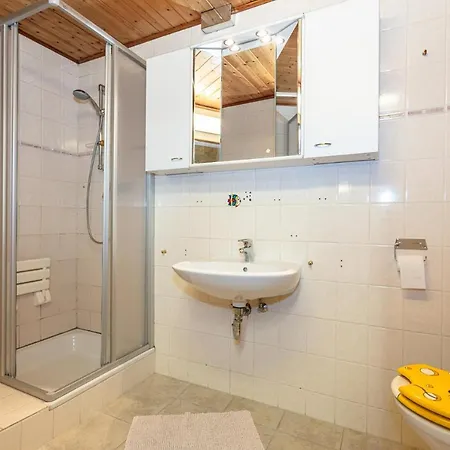 Апартаменты Ferienwohnung Erdgeschoss *