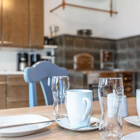 Апартаменты Ferienwohnung Erdgeschoss *